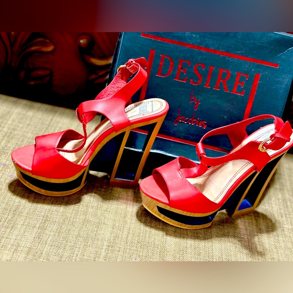 Nice sassy wedge sandal that stands out from the rest.